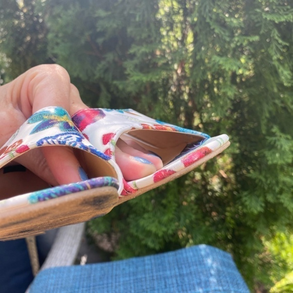 She & In Colorful Open Toe Slides - Picture 9 of 10